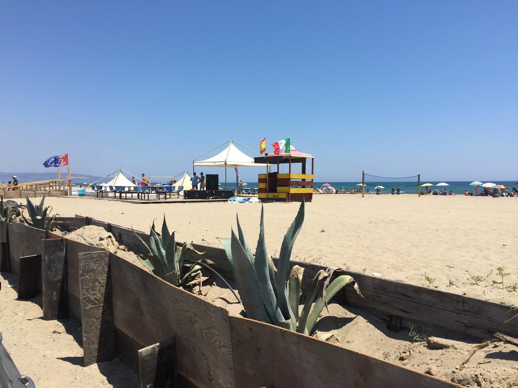 Elvyhouse Beach 卡塔尼亚 外观 照片