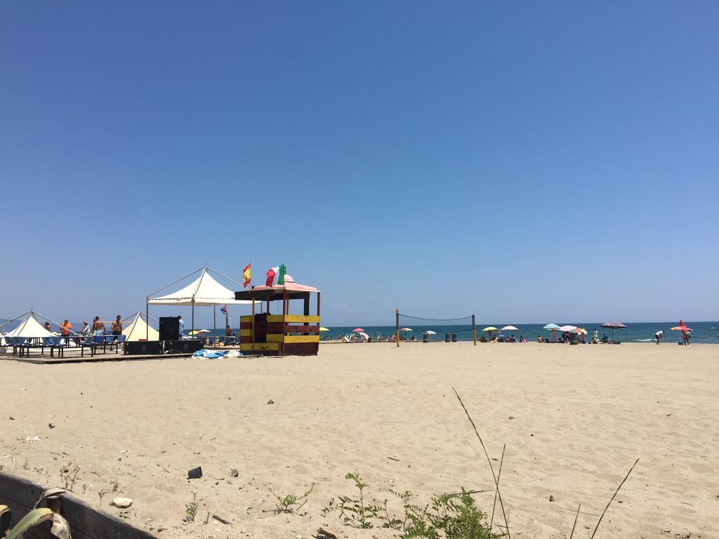 Elvyhouse Beach 卡塔尼亚 外观 照片